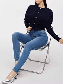 Modelyn 1 pièce Pull minimaliste pour femme, manches longues, boutons devant, couleur unie, pour une utilisation quotidienne décontractée