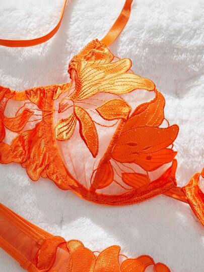 Maple Leaf Geborduurde Mesh Verleidelijke Lingerie Set Women view 3