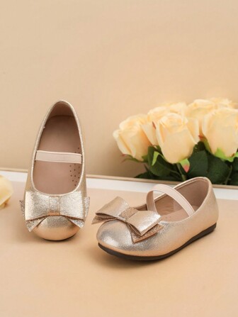 1 双时尚婴儿平底鞋，新款女童平底鞋