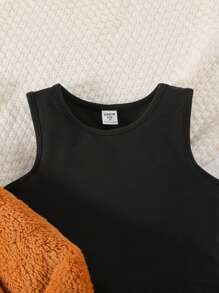 SHEIN Bộ 3 món/Bộ Áo khoác dài tay giả cổ lông thời trang cho bé gái + Áo ba lỗ thun cổ tròn màu đen + Quần co giãn rách họa tiết đồ họa trang phục thường ngày - màu nâu - Xem 3