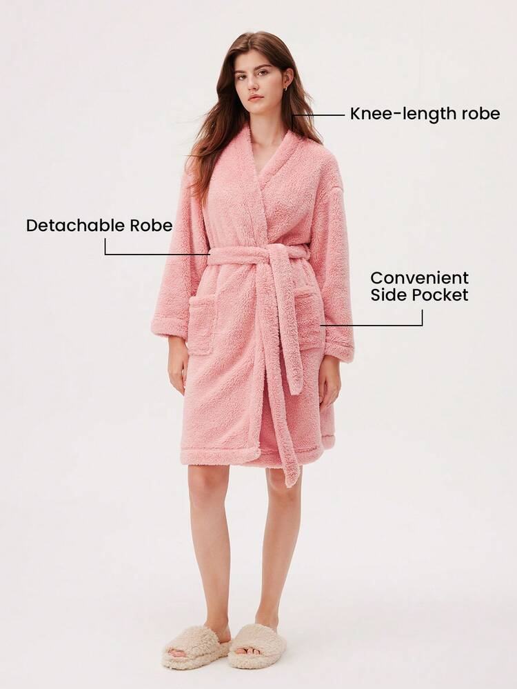 Weicher Winter Fleece Plüsch Bademantel mit Bindegürtel als Schlafanzug und Loungewear