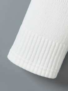 SHEIN Áo thun polo trắng cho bé trai, đa năng cho trang phục thường ngày và phong cách thể thao! Chiếc áo polo cho bé trai này mang đến sự thoải mái và thời trang cho bé yêu của bạn. - trắng - Xem 6