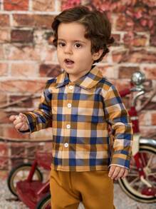 SHEIN 3 Stücke/Set Kleinkind Baby Jungen Karohemd, schwarze warme Jacke und Hose Outfit, perfekte Kombination aus klassischem Karodesign und bequemem Material, geeignet für Herbst und Winter, verleiht der Wintergarderobe des Babyjungen Mode und Wärme