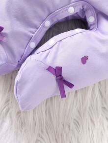 2 件装女婴秋冬可爱甜美拼色荷叶边领蝴蝶结、铃兰心形印花长袖连体衣 + 蝴蝶结头带套装、睡衣套装 - 淡紫色 - 查看 4