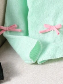 Young Girl' Knitted Sweater, Green And Pink With Bow Design, Round Neck, Soft And Warm Fabric, Suitable For Casual Wear, Outings, School And Gifting In Autumn/Winter