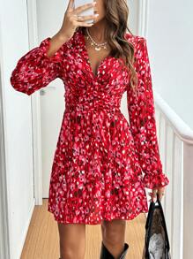 SHEIN Frenchy 女士休闲全印花褶饰腰部中长连衣裙，适合秋季 - 玫紅色 - 查看 4