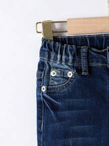 Young Boy Medium Blue Wash Simple Versatile Casual Roll-Up Hem Elastic Waist Jeans Summer Holiday