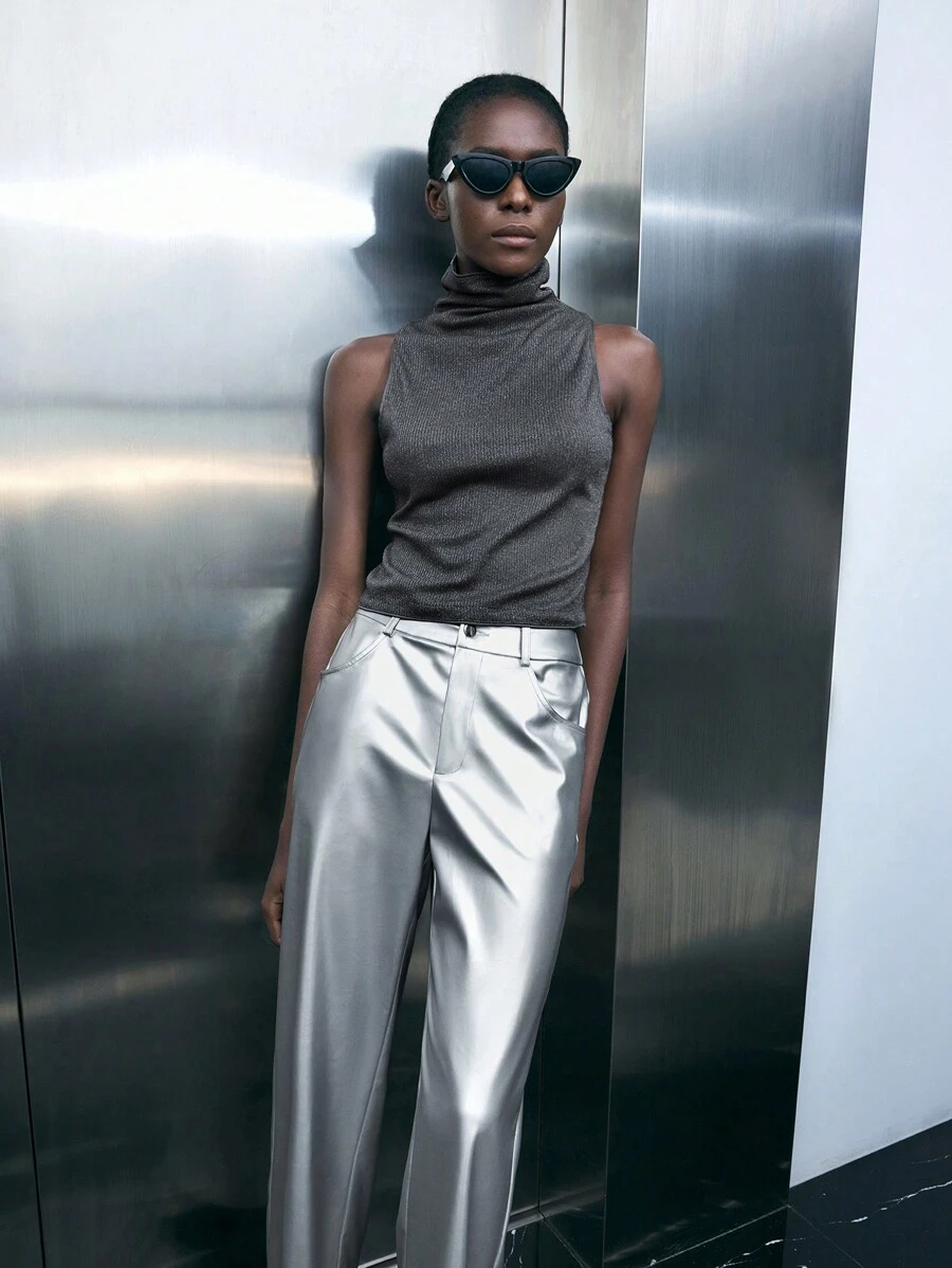 Maija 女式温暖灰色金属条纹高领针织背心，秋冬款 - 灰色 - 查看 1