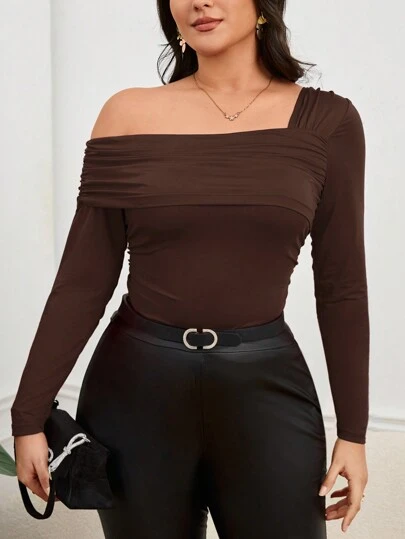 Firerie 1 pieza Camiseta de manga larga con cuello asimétrico para mujer de talla grande, adecuada para el Día de San Valentín