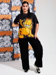 GARFIELD | SHEIN Plus Size Fashionable Street Style Cute Cartoon Graphic Cat Print Knit Loose Fit Short Sleeve Crew Neck Comfortable T-Shirt, For Summer