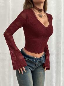 SHEIN EZwear 女士 V 领复古蕾丝喇叭袖时尚 T 恤 - 酒紅色 - 查看 5