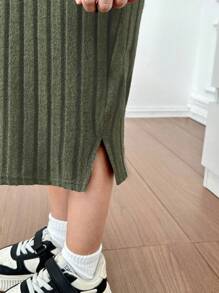 SHEIN SLAYR KIDS SLAYR KIDS Đầm midi cổ chữ V cho bé gái Mommy & Me, co giãn và thoải mái cho bé gái/bé gái, tuyệt vời để mặc thường ngày và hàng ngày cũng như đi học hàng ngày vào mùa xuân và mùa thu, phù hợp cho mẹ và con gái, phù hợp cho chị em và tôi - màu xanh lá - Xem 5