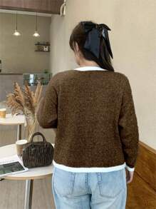 SHEIN LUNE Suéter casual de manga larga con bolsillo delantero y abotonado en bloques de color talla grande