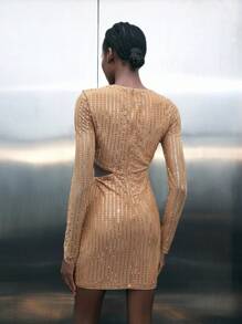 Maija Đầm dự tiệc mini tay dài gợi cảm thanh lịch cổ tròn màu trơn đính sequin xếp ly hở vai thời trang thu đông cho nữ - Màu Khaki - Xem 4