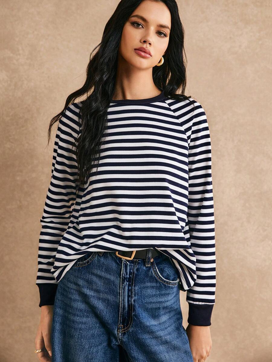 Poéselle Sọc Tay Raglan Áo thun - Màu xanh hải quân - Xem 1