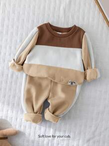 Cozy Pixies 2pcs Baby Boy Contrast Color Soft Knit Crew Neck Long Sleeve Sweatshirt And Jogger Pants Set - Multicolor - View 1