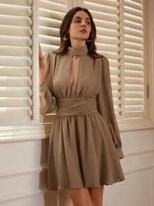 Aveloria 欧美时尚V领低胸收腰长袖轻便女士礼服秋季