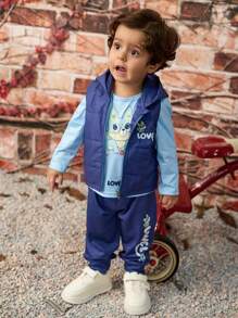 SHEIN This 3-Piece Baby Boys Cartoon Animal Pattern Vest Jacket Set With Long Sleeve T-Shirt And Pants Adds A Touch Of Cuteness And Warmth To Baby's Winter Outfit. Specially Designed For Cold Weather, It Provides All-Around Warmth And Comfort For The Baby.