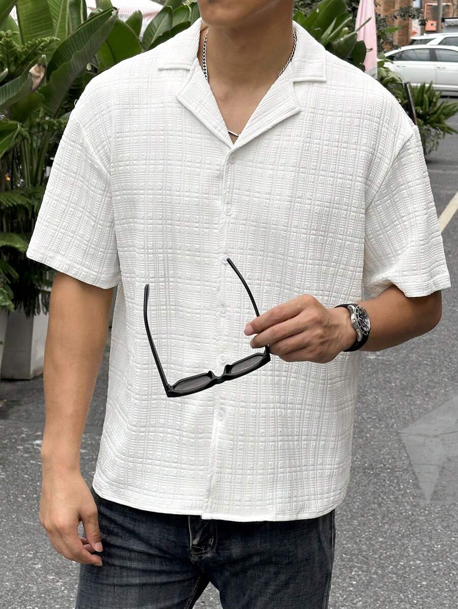 Manfinity Homme Manfinity CasualCool 1 件男士休闲纯色纹理翻领纯色短袖衬衫，男友礼物，圣诞礼物白色纽扣男士衬衫，提花面料，适合男友礼物 - 白色 - 查看 1