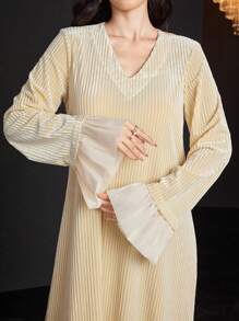 Al Najma 1 Stück Damen langes Ärmel Kleid im arabischen Stil aus Samt, elegantes A-Linien Kleid für den Alltag