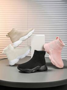 儿童中帮运动鞋，纯色，时尚百搭弹性鞋面，轻松穿脱，一键式，适合在校学生和朋友的厚底鞋，秋冬季