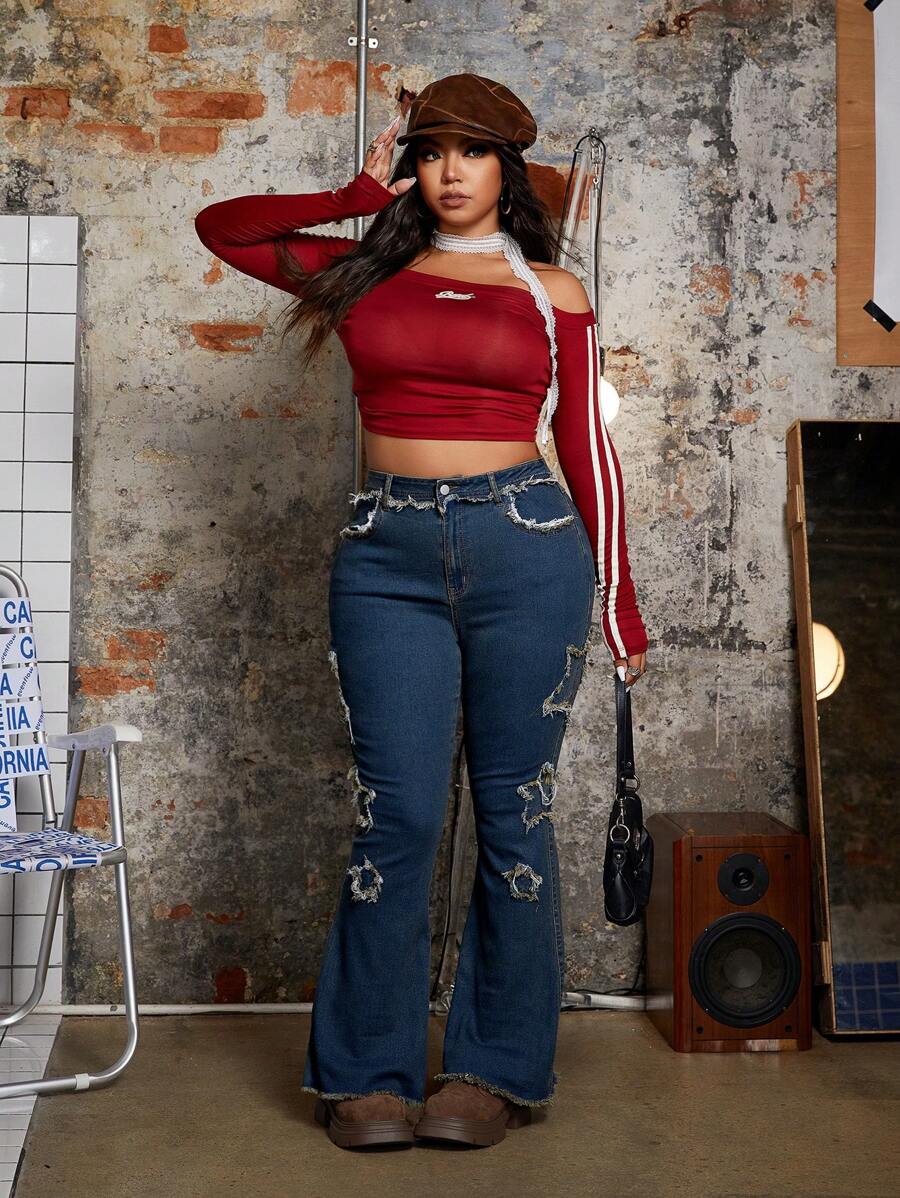 SHEIN EZwear Jeans casuales con pernera acampanada, bolsillos con flecos y contraste de colores para tallas grandes - Azul - Ver 1