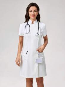 Scrubzie Vestido corto para enfermera de manga corta con cuello y doble bolsillo, sencillo para mujer - Blanco - Ver 7