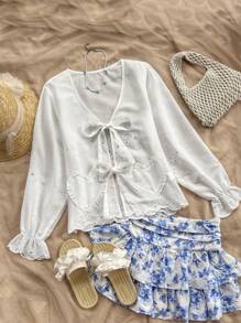 Soleia Blouse blanche décontracté à volants avec nœud et poignets brodés - Blanc - View 3