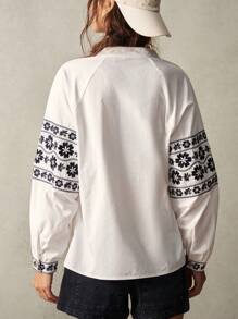 Bohemela 度假休闲纯色宽松编织印花插肩袖女式衬衫 - 白色 - 查看 3