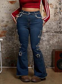 SHEIN EZwear Jeans casuales con pernera acampanada, bolsillos con flecos y contraste de colores para tallas grandes - Azul - Ver 4