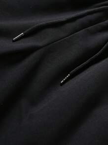 Manfinity RSRT Bộ quần short và áo sơ mi tay ngắn thường ngày đi nghỉ dưỡng dành cho nam màu cam, có họa tiết in kỹ thuật số hình cây nho và hoa với đường nét đơn giản. Được thiết kế với nút cài phía trước, hoàn hảo cho các lễ hội âm nhạc, kỳ nghỉ bãi biển Hawaii và trang phục hàng ngày. Nó cũng là một món quà tuyệt vời cho bạn trai hoặc chồng. Bộ trang phục mùa hè áo sơ mi tay ngắn và quần short dành cho nam, thời trang, bộ quần short nam, trang phục hai mảnh dành cho nam - Nhiều màu - Xem 6