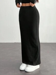 SHEIN PETITE 女款黑色凹纹紧身及膝裙 - 黑色 - 查看 1