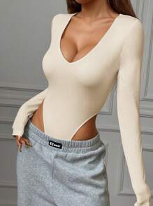 SHEIN EZwear 1 件女士米色针织深 V 领长袖性感紧身衣 - 米色 - 查看 6