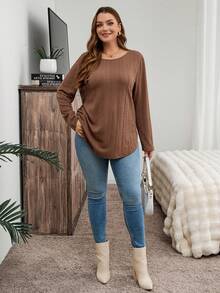 SHEIN LUNE Plus Size Casual Long Sleeve Textured Fabric T-Shirt With Curved Hem, Suitable For Autumn/Winter Holiday Outfit