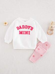 SHEIN LMoss Kids LMoss 女婴可爱百搭字母图案长袖运动衫配松紧腰心形印花裤套装，秋冬 - 彩色 - 查看 1