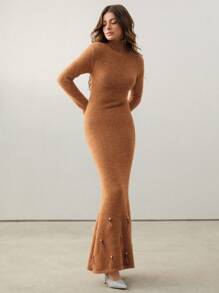 Anewsta 高领羽毛和水钻装饰闪光毛绒长款紧身毛衣连衣裙 - 黃色 - 查看 3