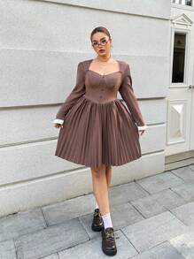 Flirla 方领长袖褶皱拼接中长连衣裙，时尚简约设计，腰部贴合，高端气质