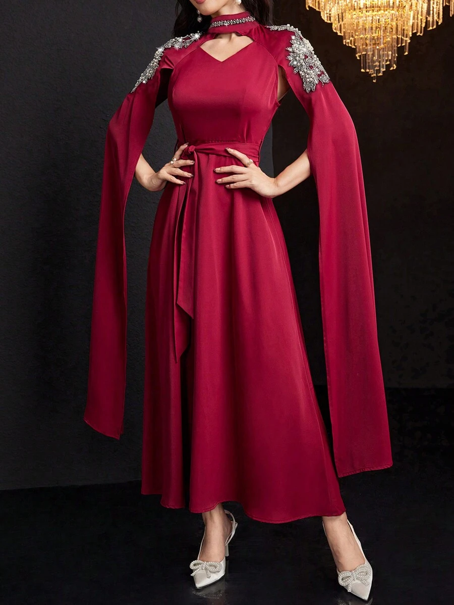 Al Najma 勃艮第红色女式花卉刺绣装饰优雅传统长袖朴素阿拉伯连衣裙 - 酒紅色 - 查看 1
