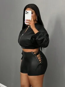 Slaydiva Nuevos pantalones cortos de mujer de PU negro con diseño de ojales y cordón, de talle alto, súper mini y estilo casual y sexy para la calle.