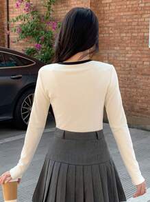 DAZY 1 件女式圆领撞色饰边休闲百搭长袖 T 恤，秋季服装 - 白色 - 查看 7