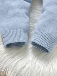 SHEIN Vintaside Kids Baby Boy Stylish Bear Jacquard Knit Romper, Adorable Bib Overall Design, Casual & Comfortable Baby Jumpsuit, Soft & Skin-Friendly, Easy Choice For Moms