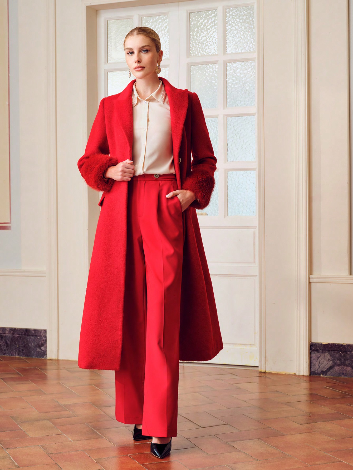 ZEYLAH WOOL PEAK COLLAR FUZZY CUFF LONGLINE OVERCOAT｜Motf