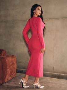 Zolique 新款玫红色女士开衫针织连衣裙，拼色菱格纹 V 领翻领长款针织连衣裙，适合秋冬季 - 玫紅色 - 查看 2