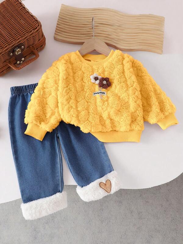 SHEIN Vintaside Kids Baby Girls Pink Floral Long Sleeve Top And Heart Fuzzy Denim Pants 2pcs Outfit, Autumn/Winter