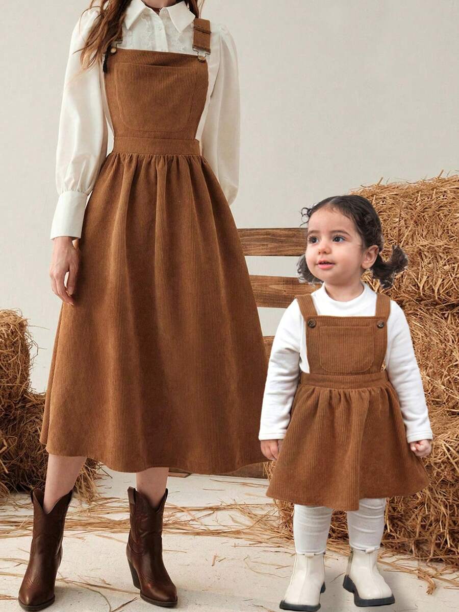 SHEIN Baby Girl Mommy And Me Casual Corduroy Overall Dress, Khaki Color, Suitable For Outdoor, Party And Baby Events, Autumn/Winter - Khaki - View 1