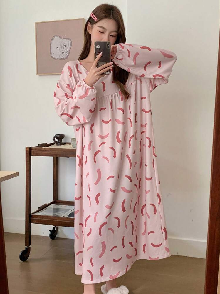 DAZY Women Geometric Pattern Ruched Loose Nightdress, Suitable For Autumn Pajama - Pink - View 1
