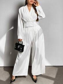 SHEIN Privé Set 2 Potong Kemeja dan Celana Model V-Neck dengan Hiasan Kancing Ukuran Besar - Putih - View 6