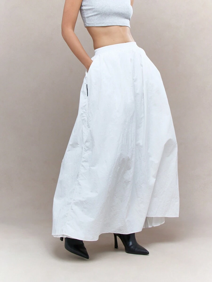 MISSGUIDED Parachute Fluffy Maxi Skirt - White - View 1