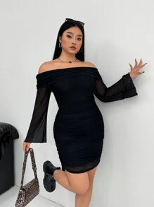 SHEIN EZwear Plus Size Women's Solid Color Bell Sleeve Mesh Off Shoulder Dress