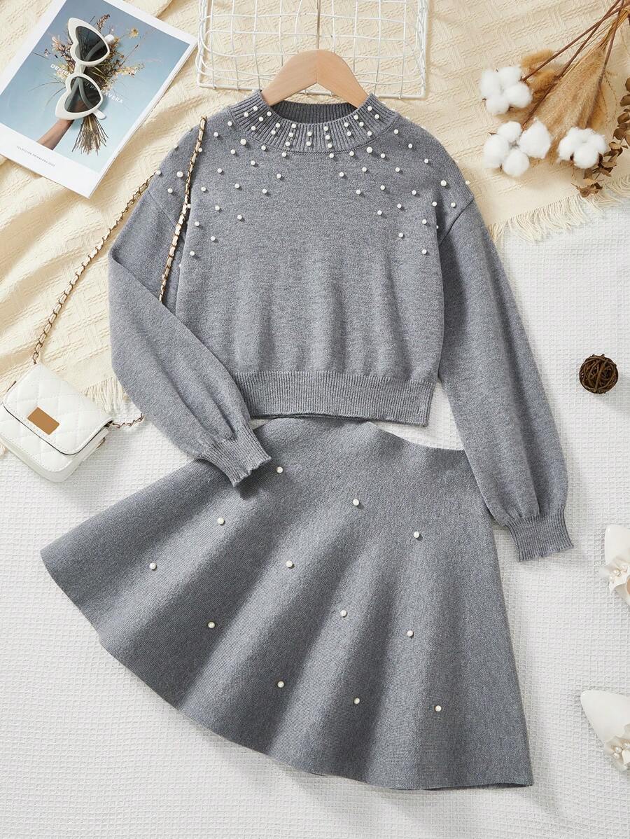 SHEIN Tween Girl 休闲串珠宽松高领毛衣和优雅荷叶边下摆中裙套装，花卉灰色 - 深灰色 - 查看 1